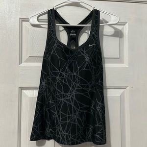 Nike Dri Fit tank top with built in bra size Small